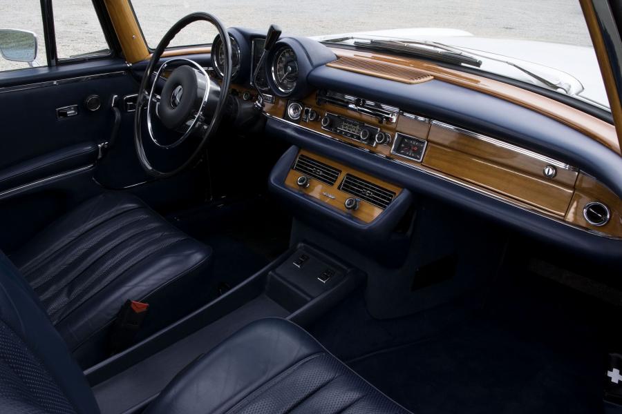  Mercedes-Benz SE 1961 года  (фото 20 из 23)